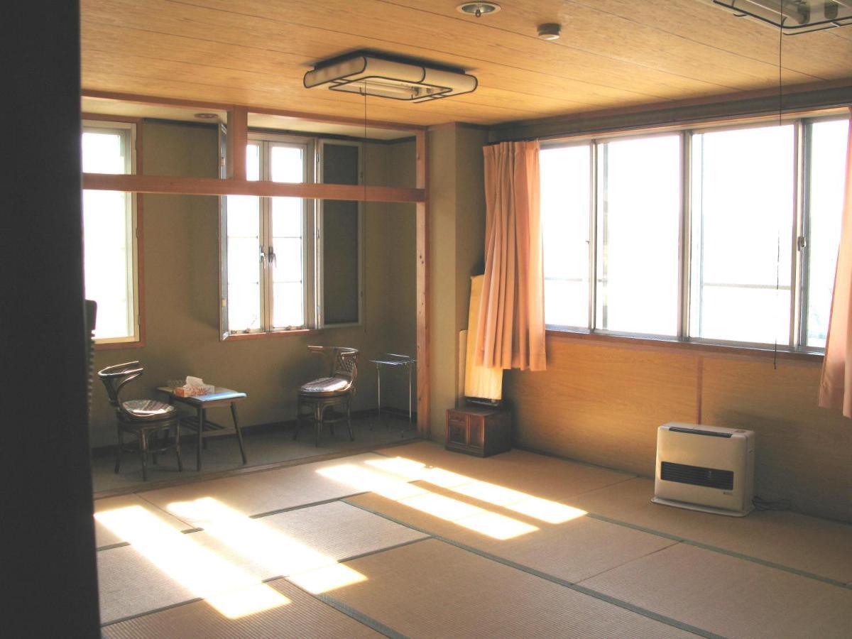 Minshuku Hogetsu Hotell Fujikawaguchiko Rum bild